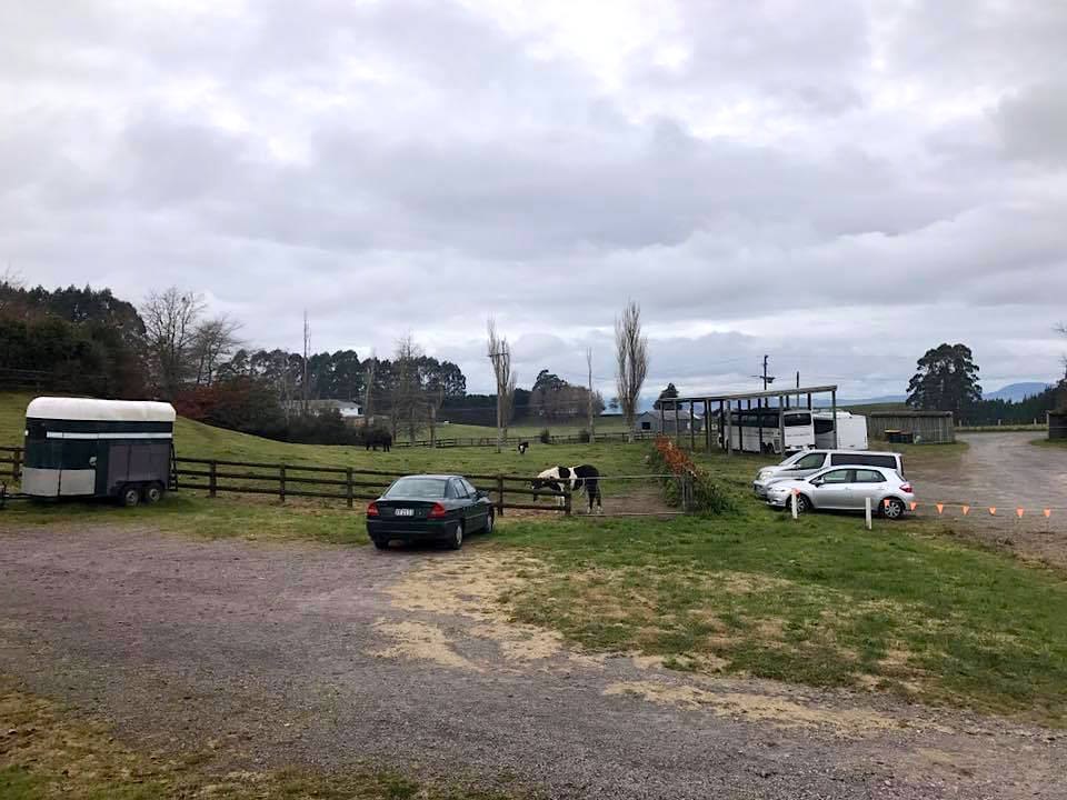 紐西蘭景點推薦-羅托魯瓦Rotorua最大馬場【The farmhouse Rotorua】