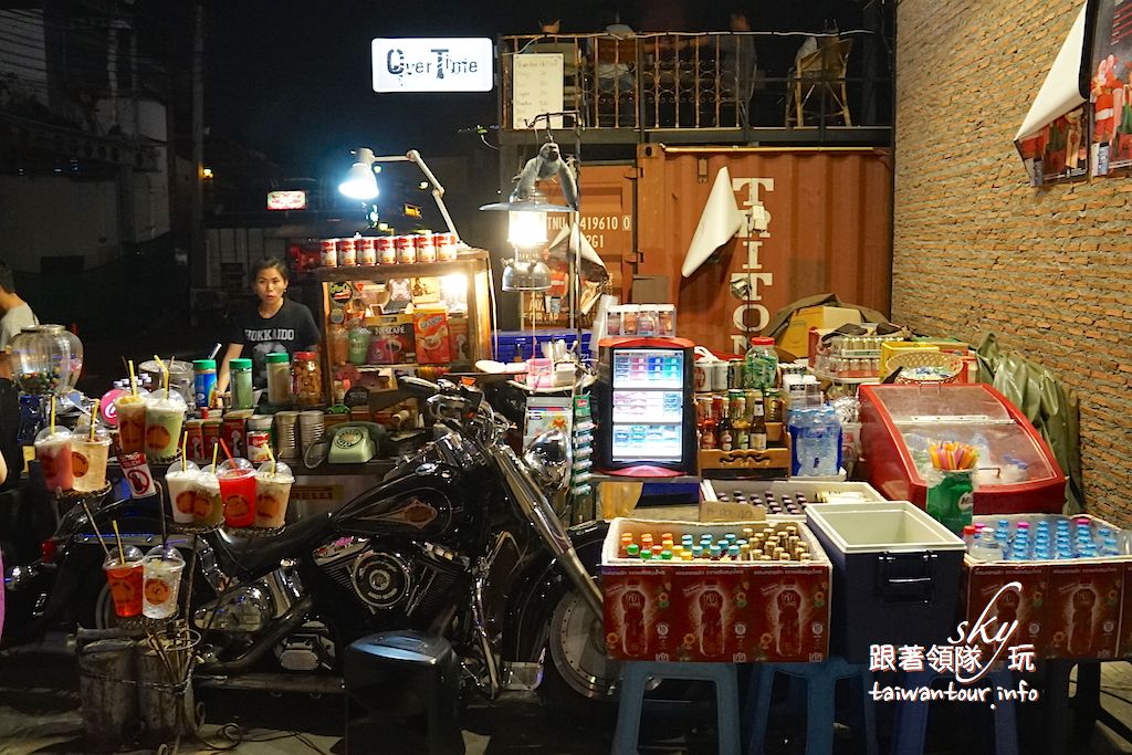 泰國景點推薦-曼谷在地人的鐵道夜市拉差達【Ratchada Night Market】