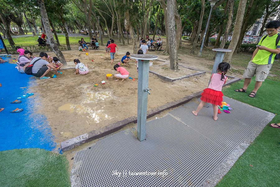 2022【玉成公園游泳池】台北南港親子景點滑水道.玩水開放